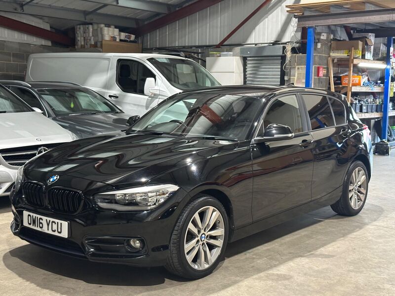 BMW 1 SERIES