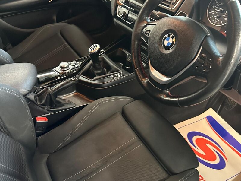 BMW 1 SERIES
