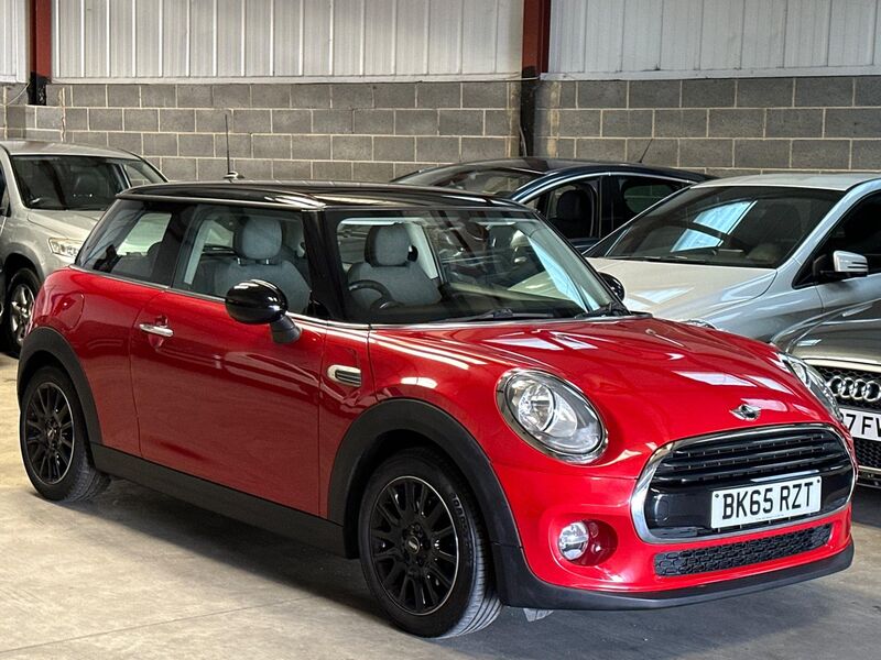 View MINI HATCH 1.5 Cooper D Euro 6 (s/s) 3dr