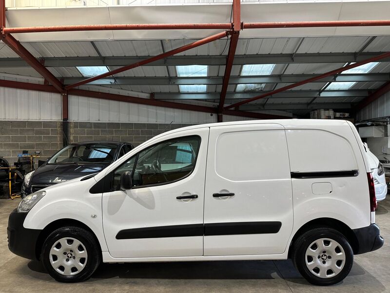 PEUGEOT PARTNER