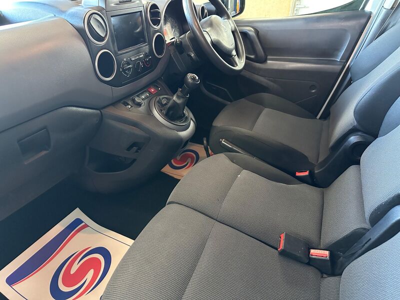 PEUGEOT PARTNER
