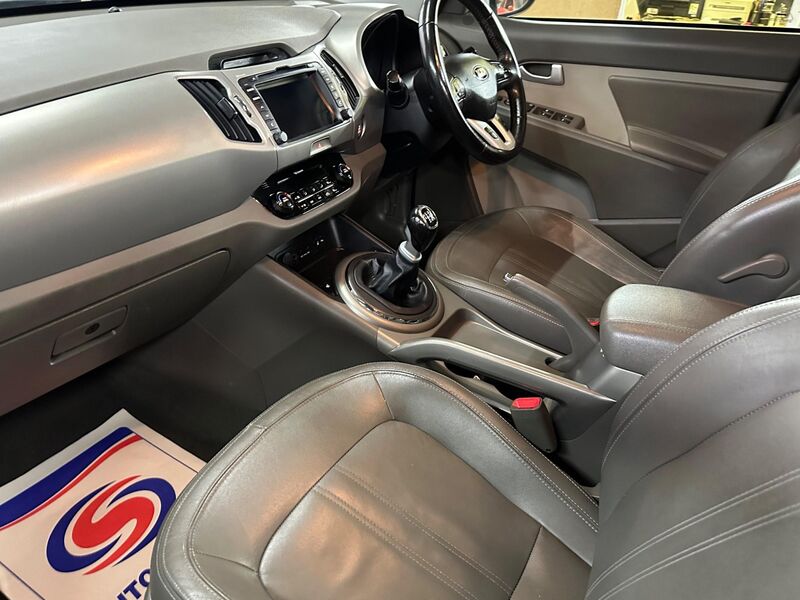KIA SPORTAGE