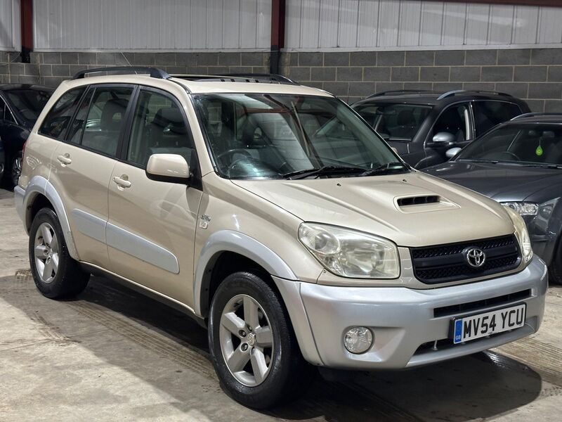 View TOYOTA RAV4 2.0 D-4D XT3 4WD 3dr