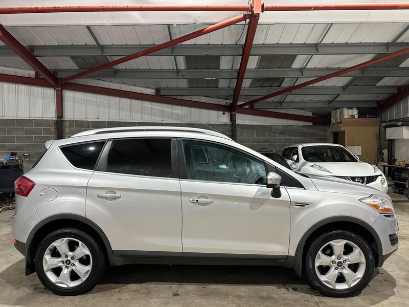 View FORD KUGA 2.0 TDCi Titanium AWD Euro 4 5dr