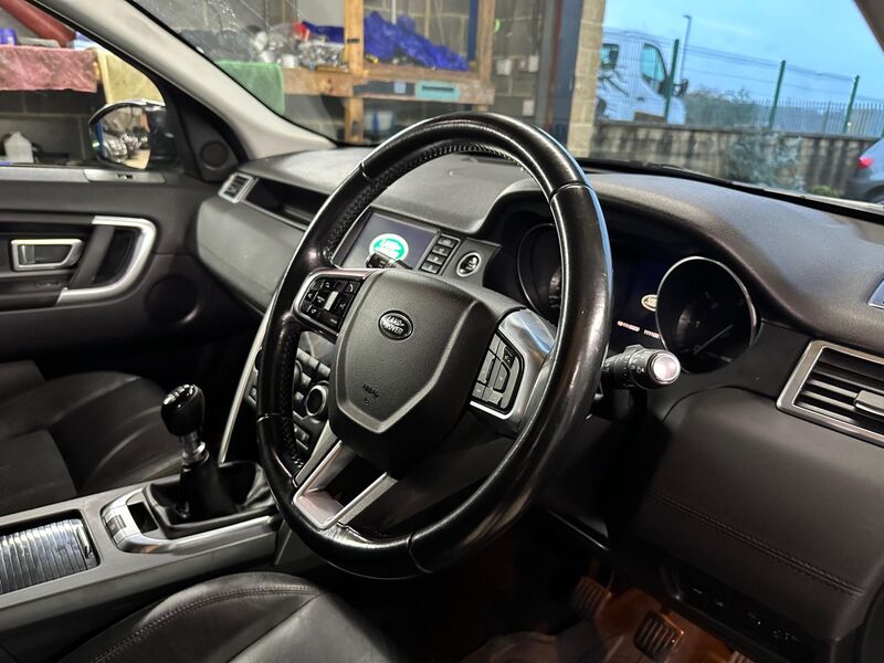 LAND ROVER DISCOVERY SPORT