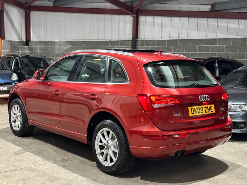 AUDI Q5