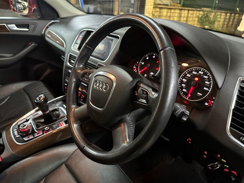 AUDI Q5
