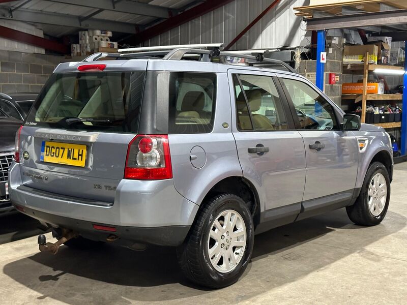 View LAND ROVER FREELANDER 2 2.2 TD4 XS 4WD Euro 4 5dr