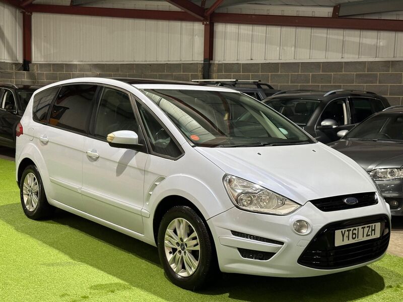 View FORD S-MAX 2.0 Zetec Euro 5 5dr