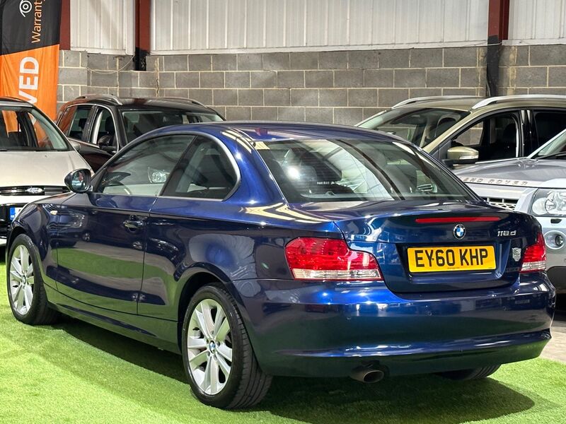 BMW 1 SERIES