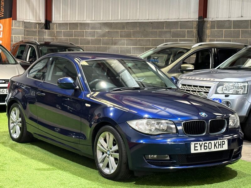 View BMW 1 SERIES 2.0 118d SE Euro 5 2dr