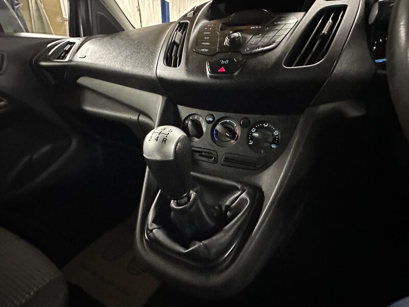 FORD TRANSIT CONNECT