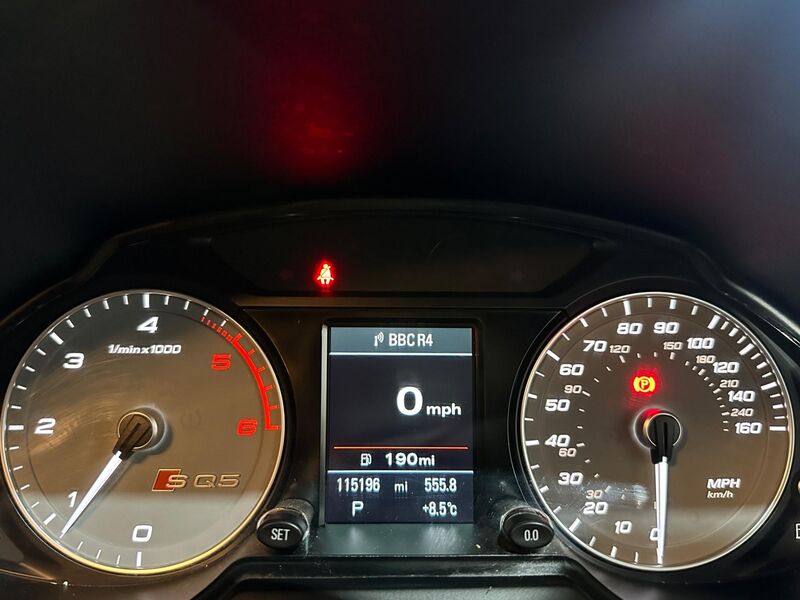 AUDI SQ5