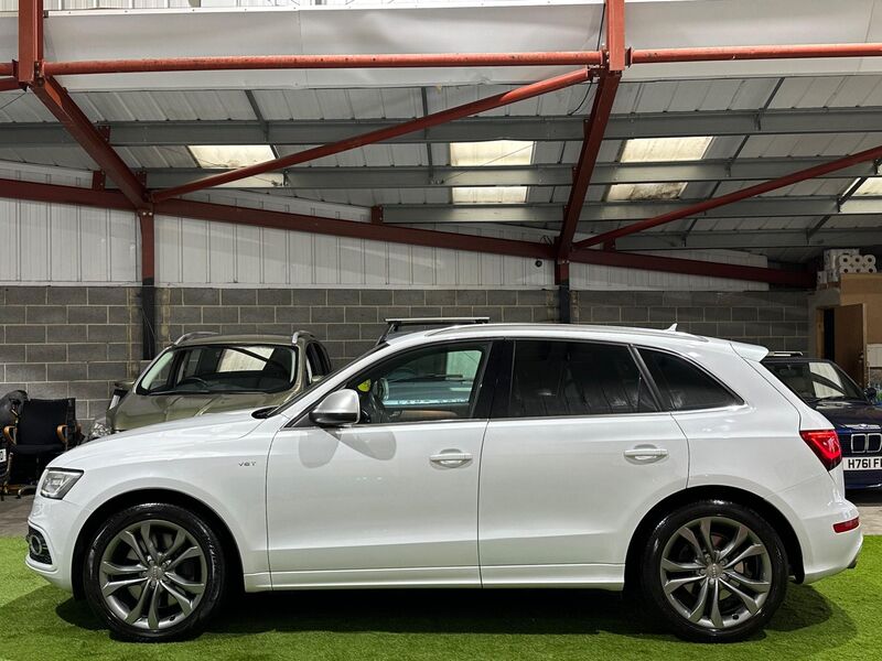 AUDI SQ5