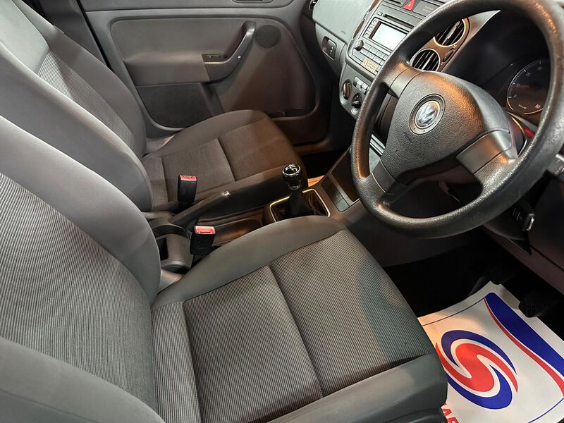VOLKSWAGEN GOLF PLUS