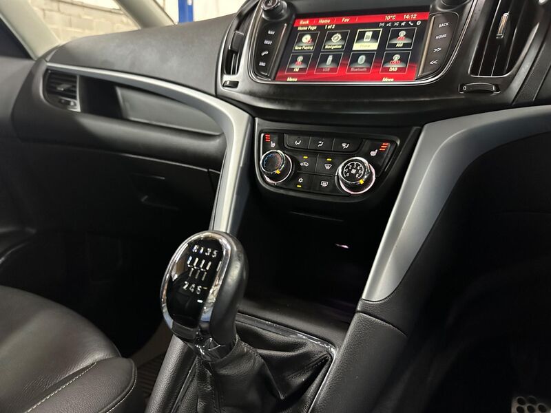 VAUXHALL ZAFIRA TOURER