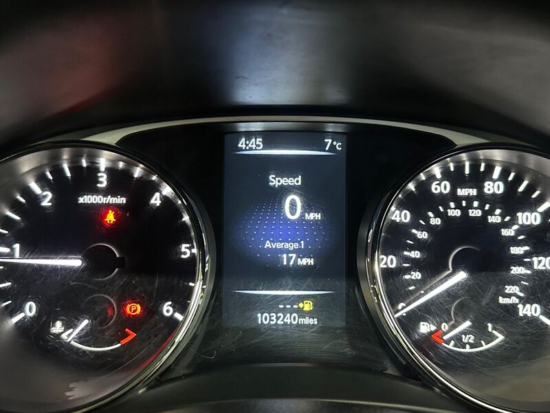 NISSAN X-TRAIL