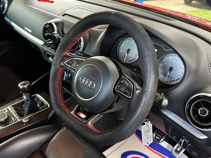 AUDI S3