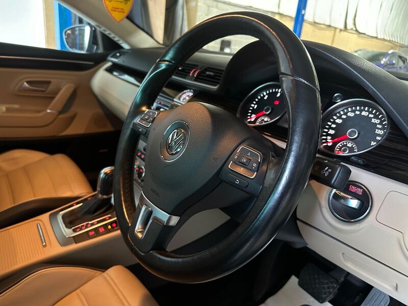 VOLKSWAGEN CC
