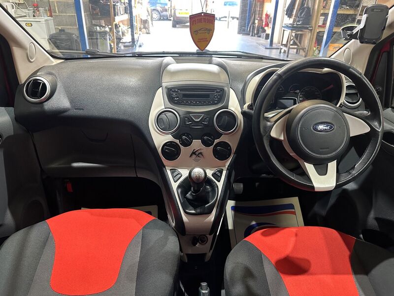 FORD KA