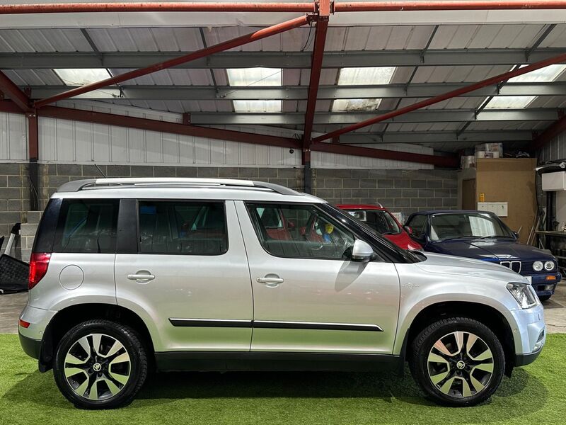 View SKODA YETI 2.0 TDI Laurin & Klement Outdoor 4WD Euro 6 (s/s) 5dr
