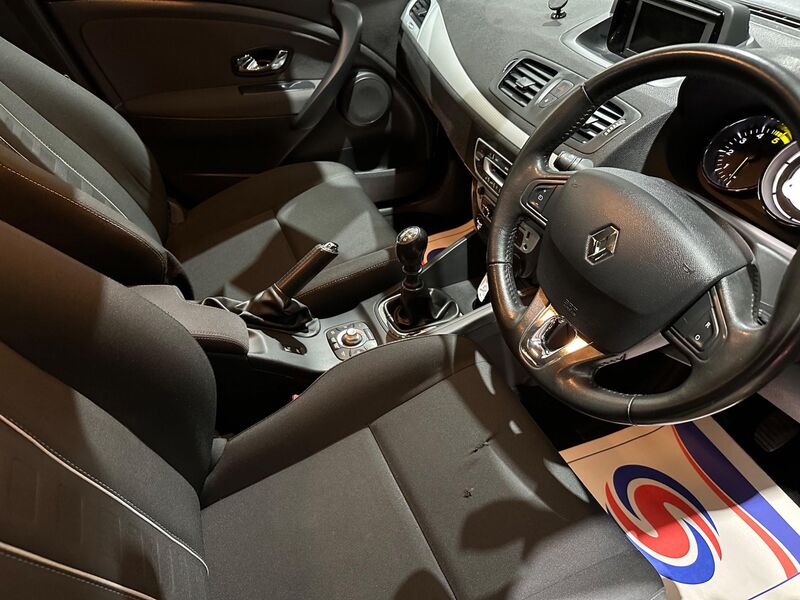 RENAULT MEGANE