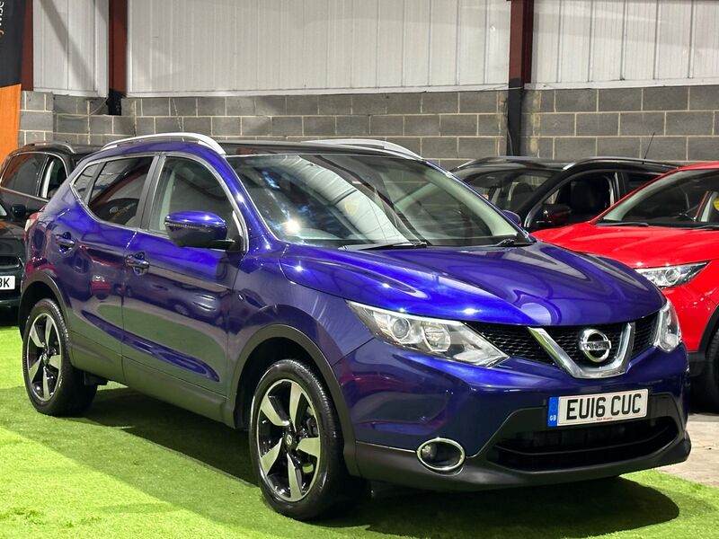 View NISSAN QASHQAI 1.2 DIG-T N-Connecta 2WD Euro 6 (s/s) 5dr