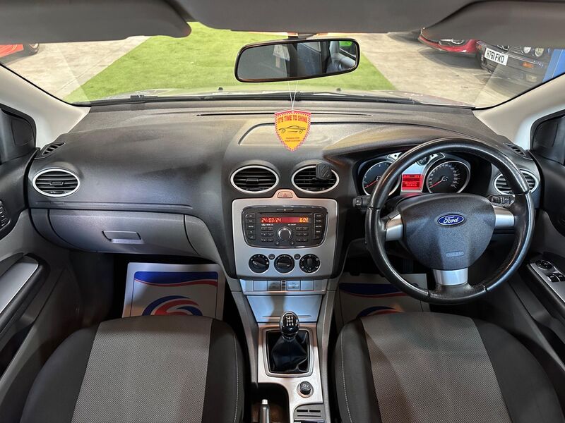 FORD FOCUS