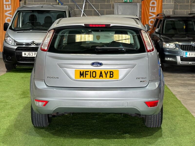 FORD FOCUS