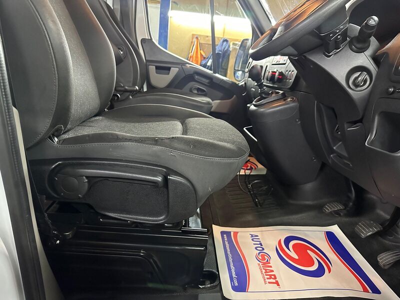 VAUXHALL MOVANO
