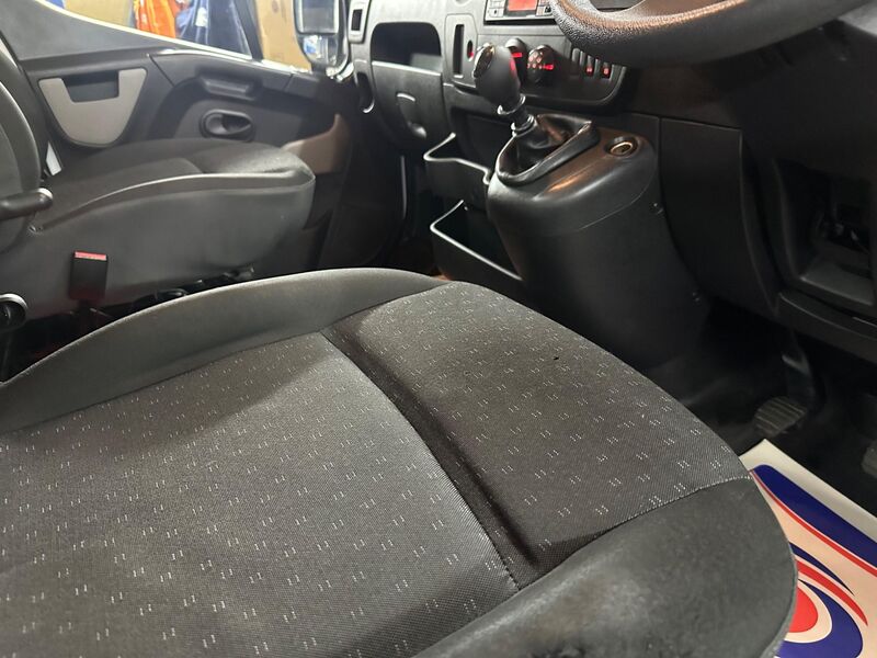 VAUXHALL MOVANO
