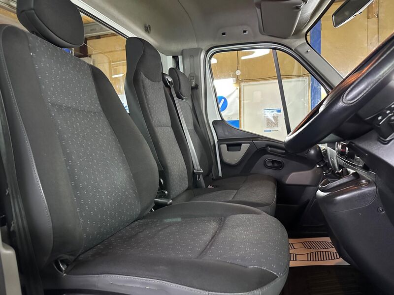 VAUXHALL MOVANO