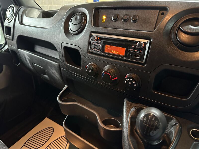 VAUXHALL MOVANO
