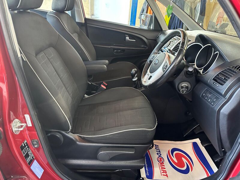 KIA VENGA