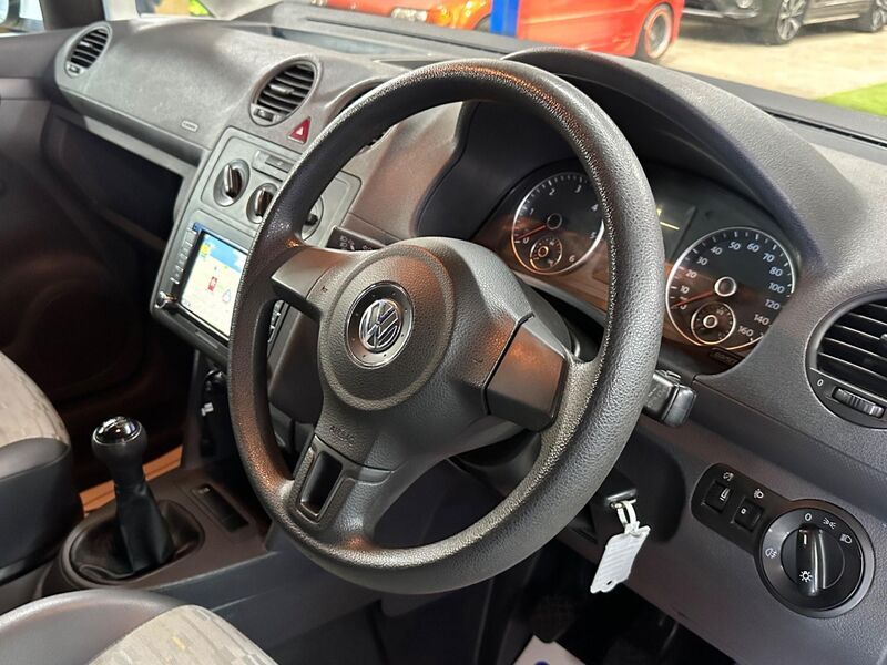VOLKSWAGEN CADDY