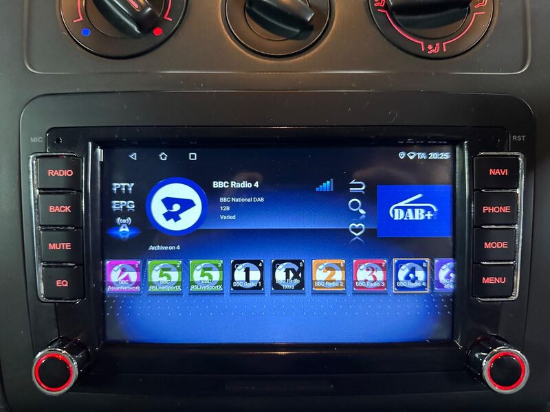 VOLKSWAGEN CADDY
