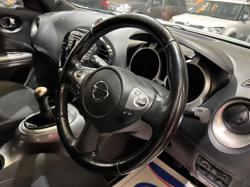 NISSAN JUKE