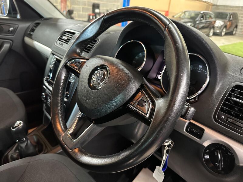 SKODA YETI