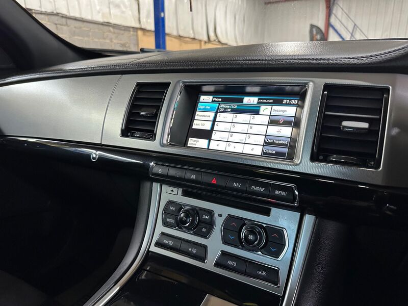 JAGUAR XF