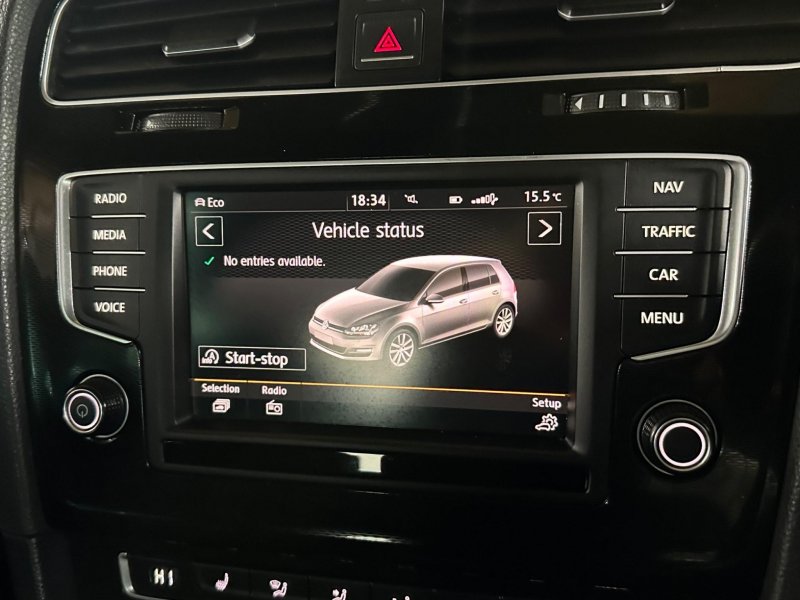 VOLKSWAGEN GOLF