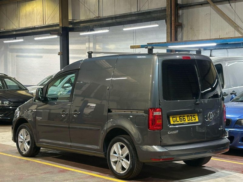 VOLKSWAGEN CADDY