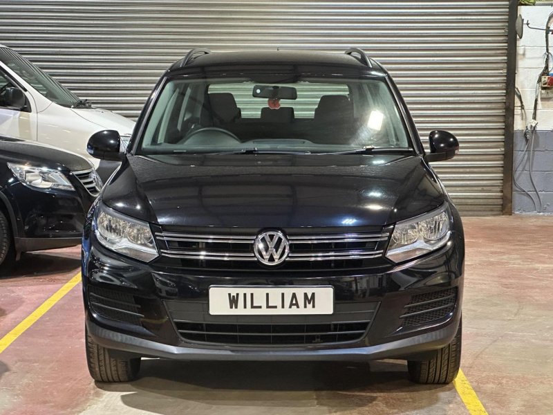 View VOLKSWAGEN TIGUAN 2.0 TDI BlueMotion Tech S 4WD Euro 5 (s/s) 5dr