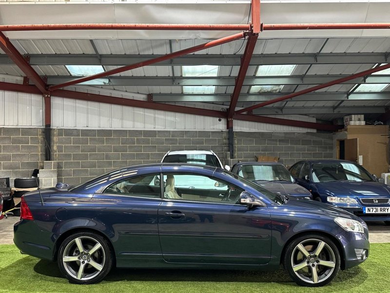 VOLVO C70