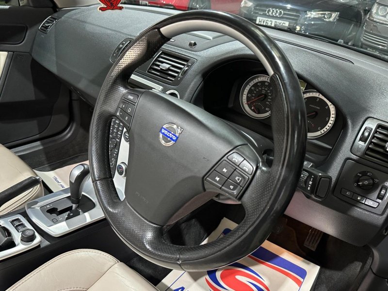 VOLVO C70