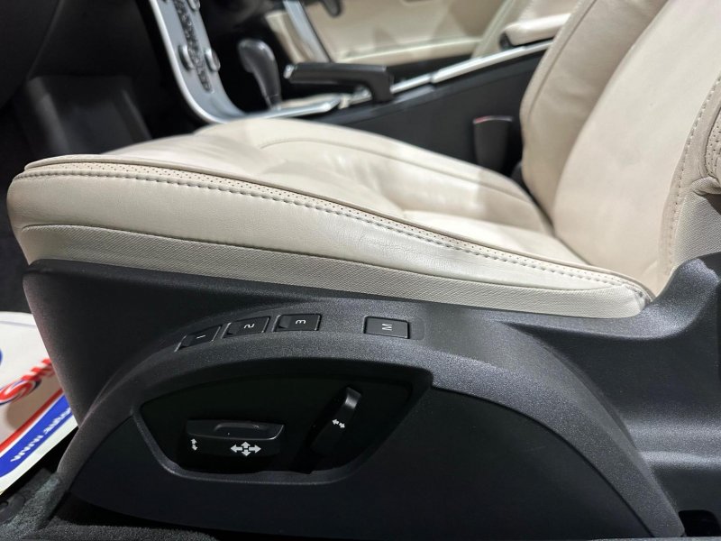 VOLVO C70