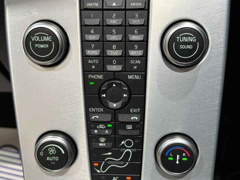 VOLVO C70