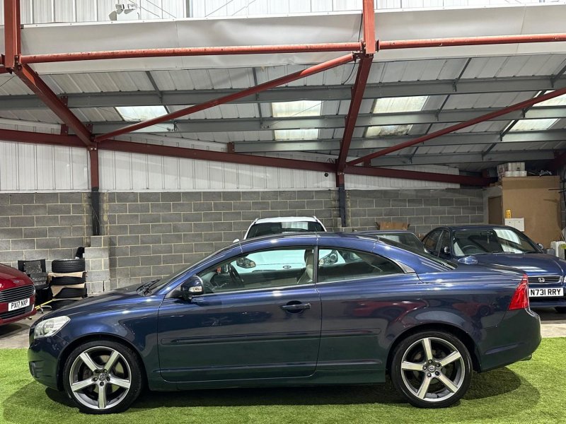 VOLVO C70