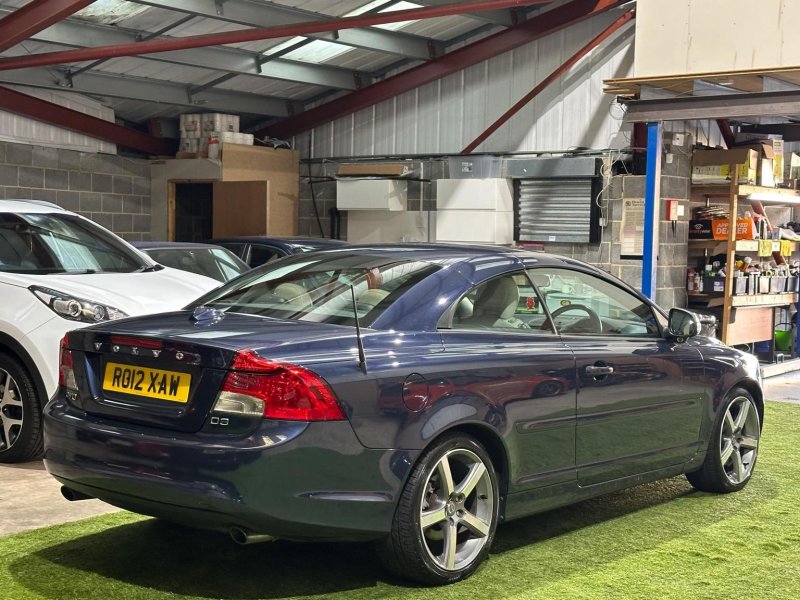 VOLVO C70
