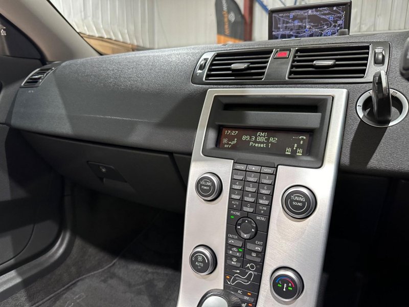 VOLVO C70