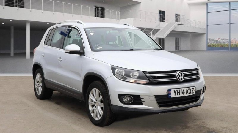 View VOLKSWAGEN TIGUAN 2.0 TDI BlueMotion Tech Match DSG 4WD Euro 5 (s/s) 5dr